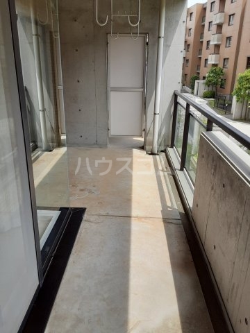 15/26 バルコニー