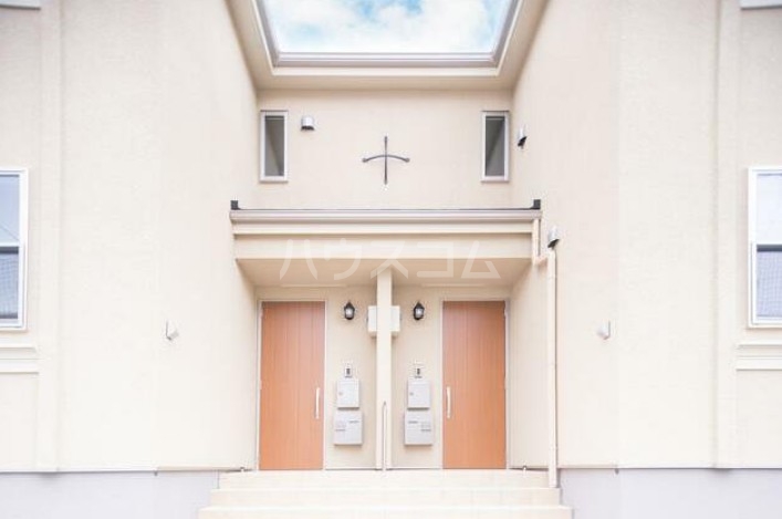 3/4 エントランス