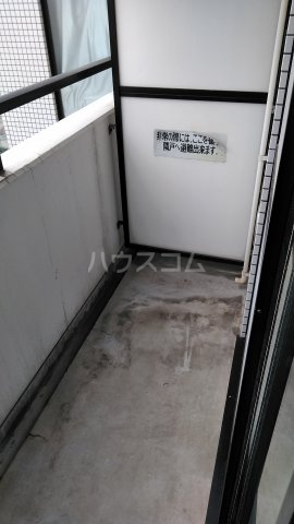 20/30 バルコニー