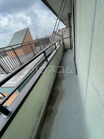 20/30 バルコニー