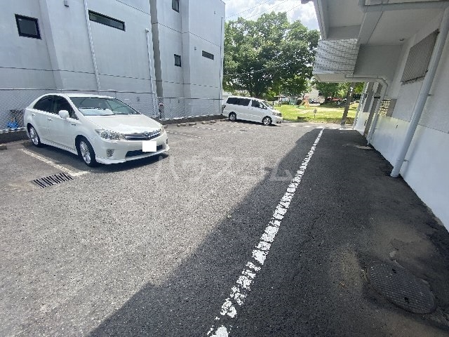 17/22 駐車場