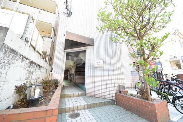 17/22 エントランス