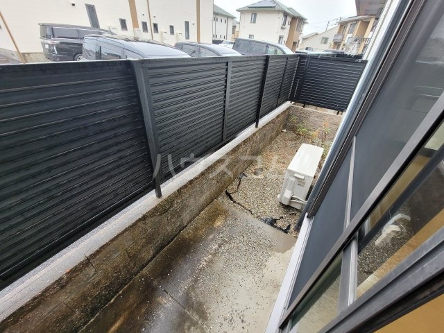 21/30 バルコニー