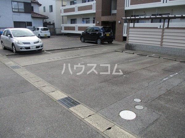 16/24 駐車場