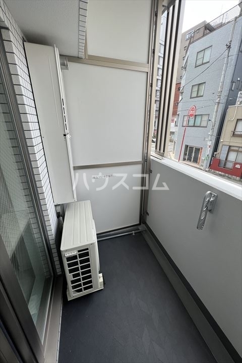 16/25 バルコニー