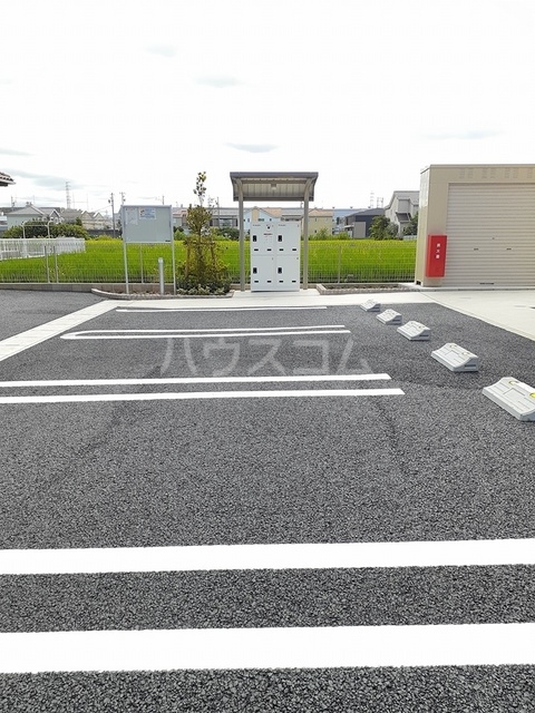 2/8 駐車場