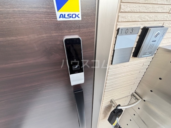 18/23 バルコニー