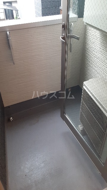 15/28 バルコニー