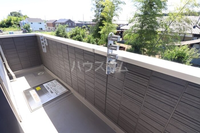 13/20 バルコニー