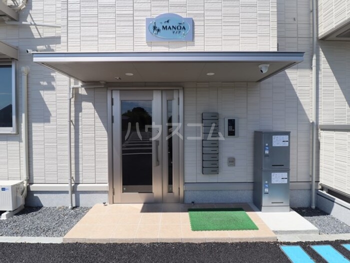 18/20 エントランス