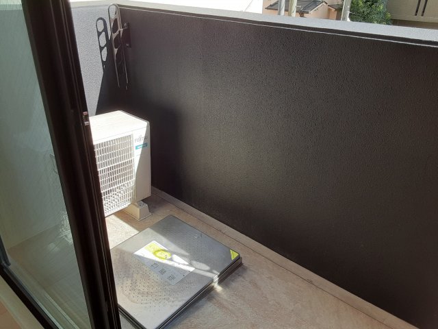 19/30 バルコニー