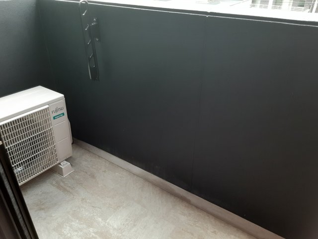 18/30 バルコニー