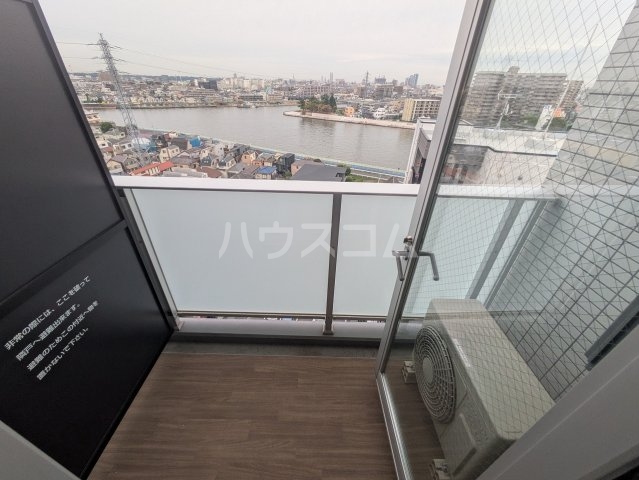 21/30 バルコニー