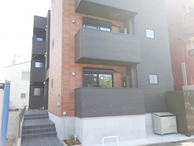 22/29 エントランス