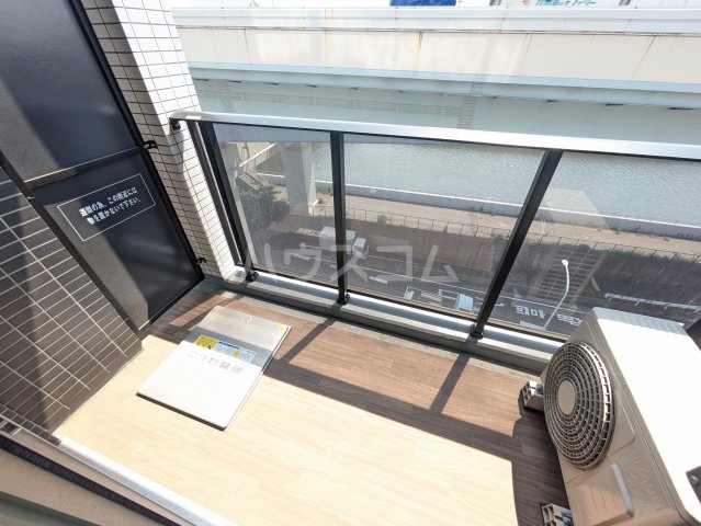 21/30 バルコニー