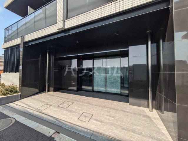 29/30 エントランス