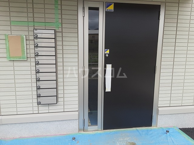 20/28 エントランス