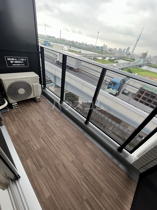 20/30 バルコニー