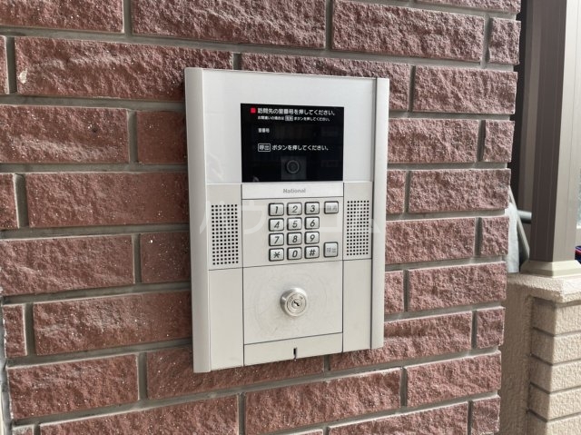 19/28 エントランス