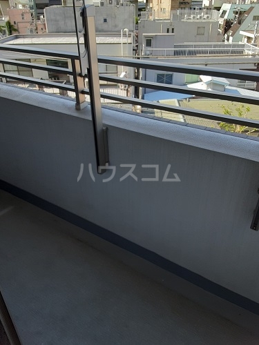 20/30 バルコニー