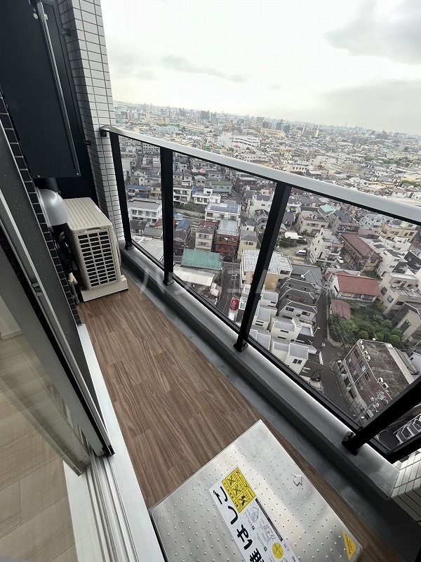 20/30 バルコニー