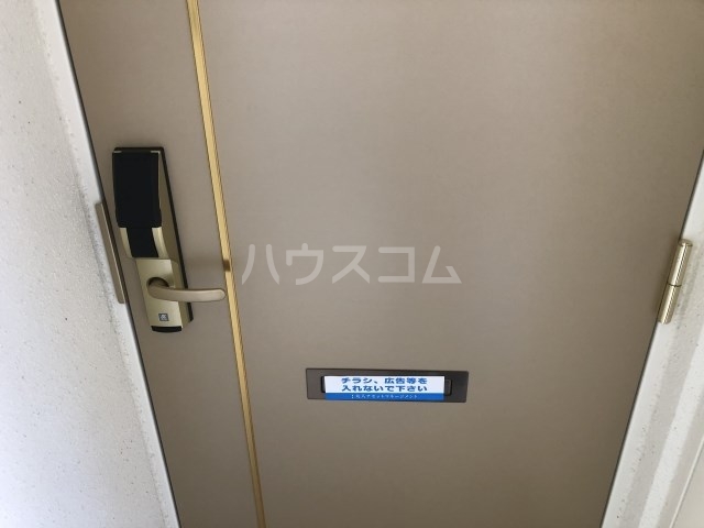 15/30 玄関