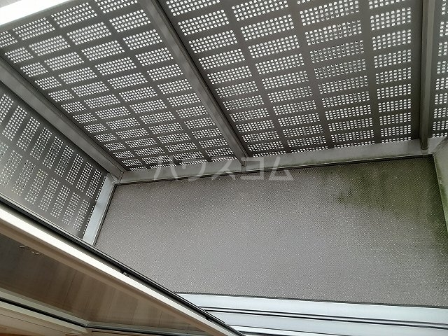 20/30 バルコニー