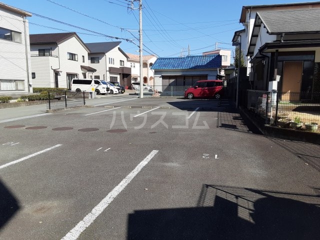 24/29 駐車場