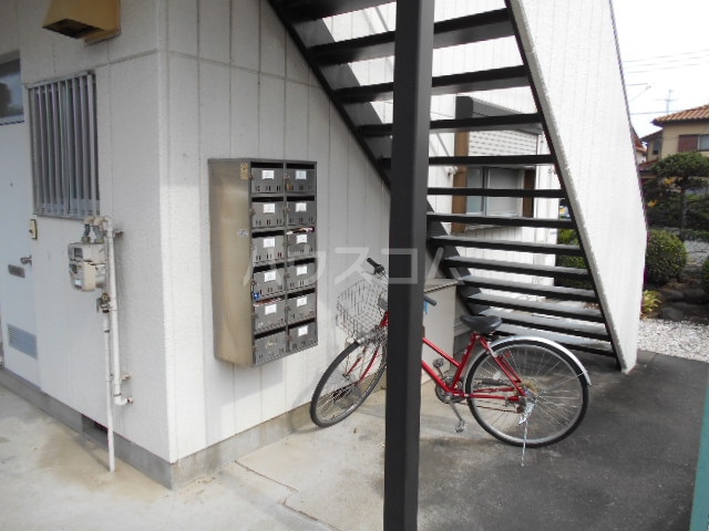 22/30 エントランス