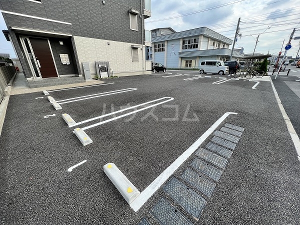 3/5 駐車場