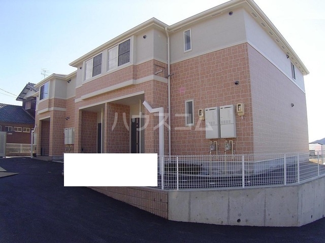 21/29 エントランス