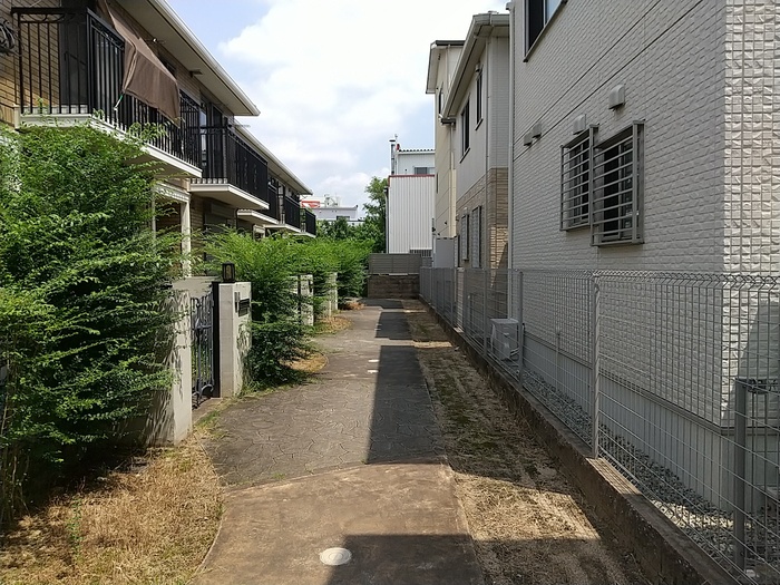 17/27 エントランス