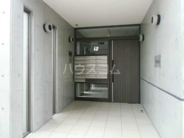 20/25 エントランス