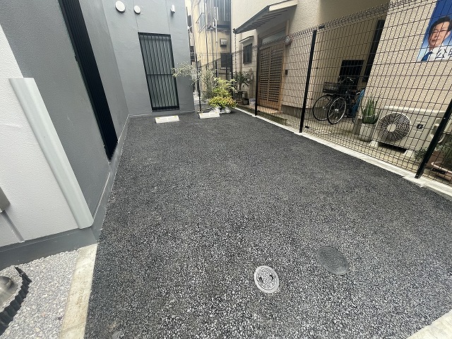 26/30 駐車場