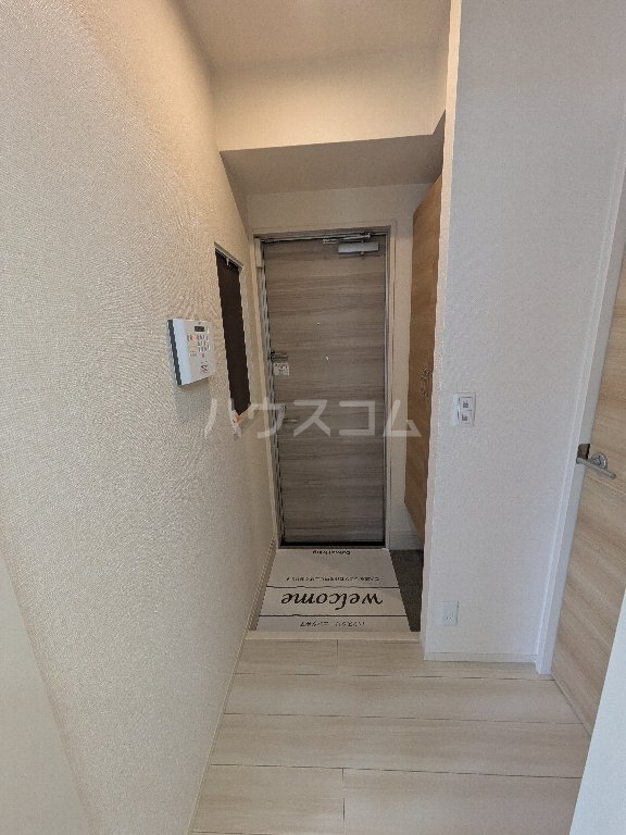 25/30 エントランス