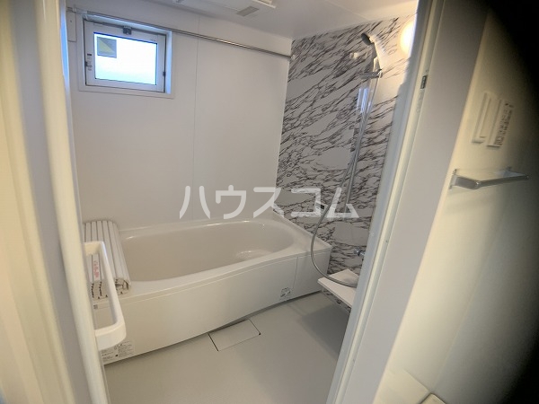 15/30 浴室