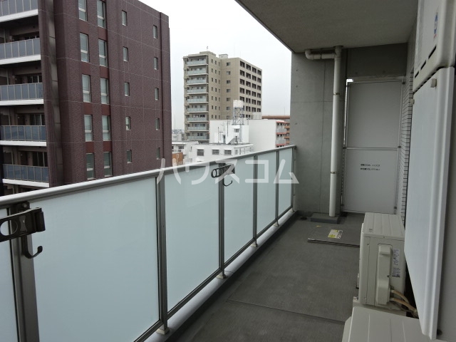 19/30 バルコニー