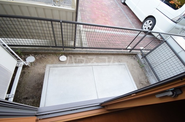 13/22 バルコニー