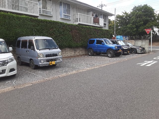 17/22 駐車場