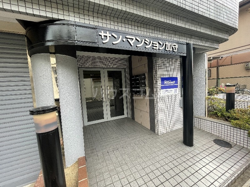 2/3 エントランス