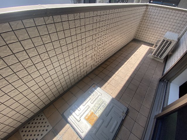 21/30 バルコニー
