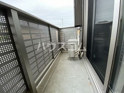 17/30 バルコニー