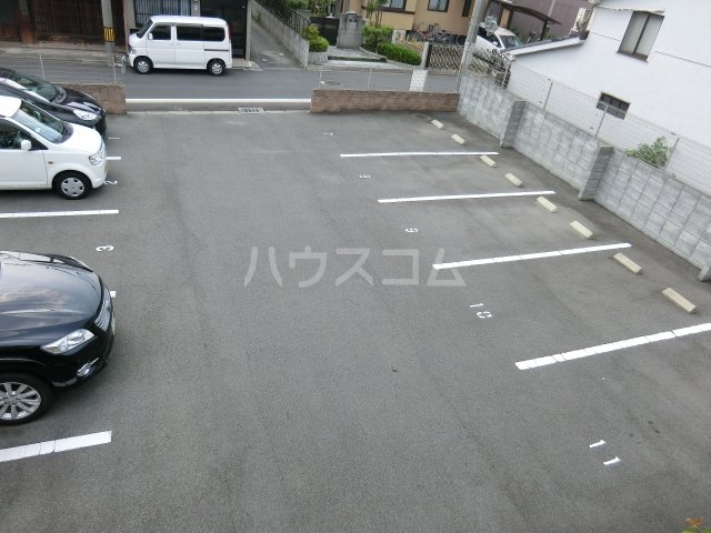 2/10 駐車場