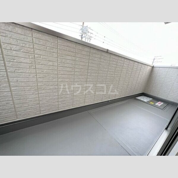 4/15 バルコニー