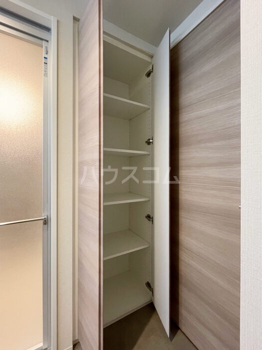 13/30 収納