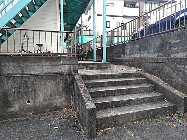 29/30 エントランス