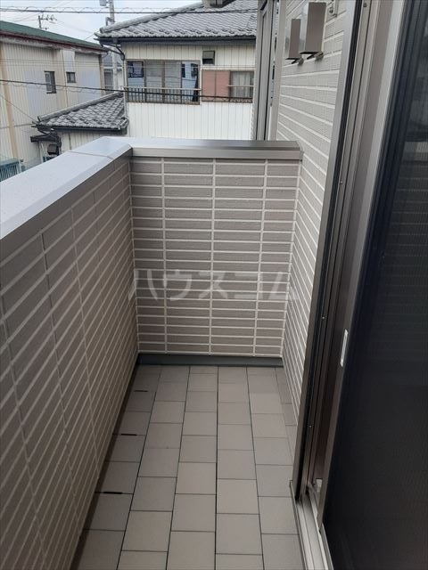 20/28 バルコニー