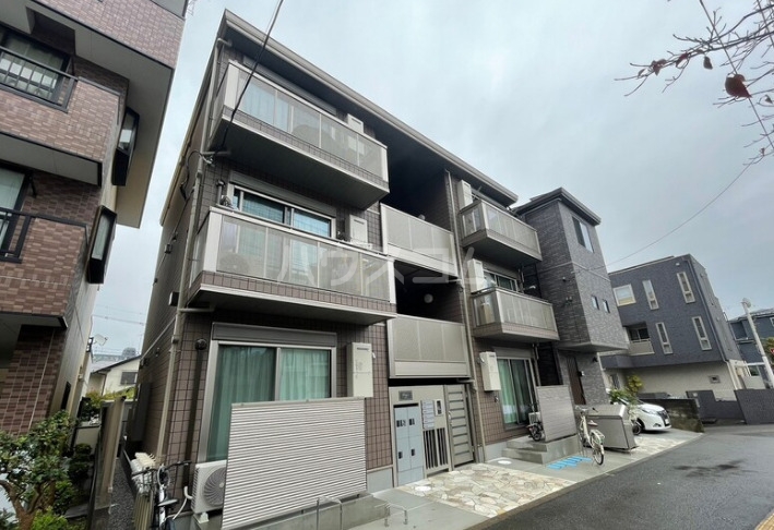 2/11 エントランス