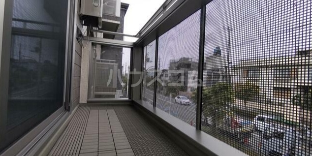 25/30 バルコニー