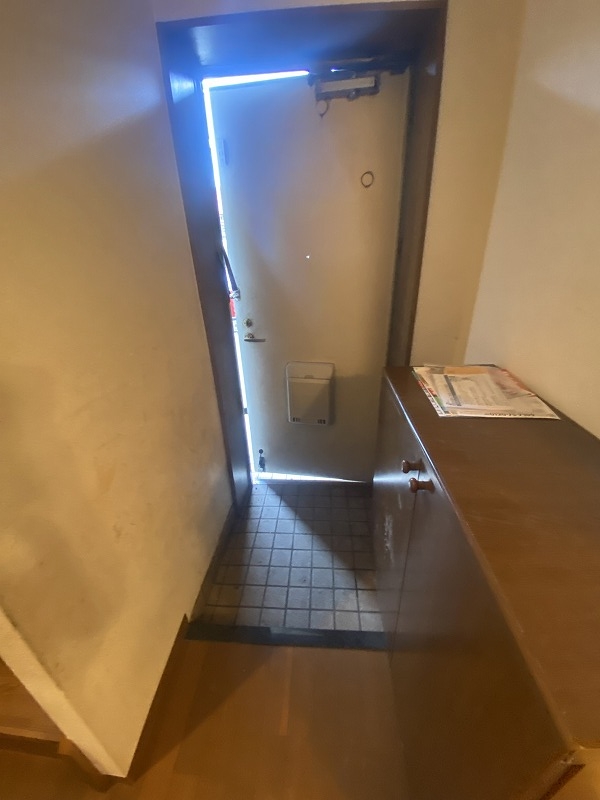 14/30 玄関